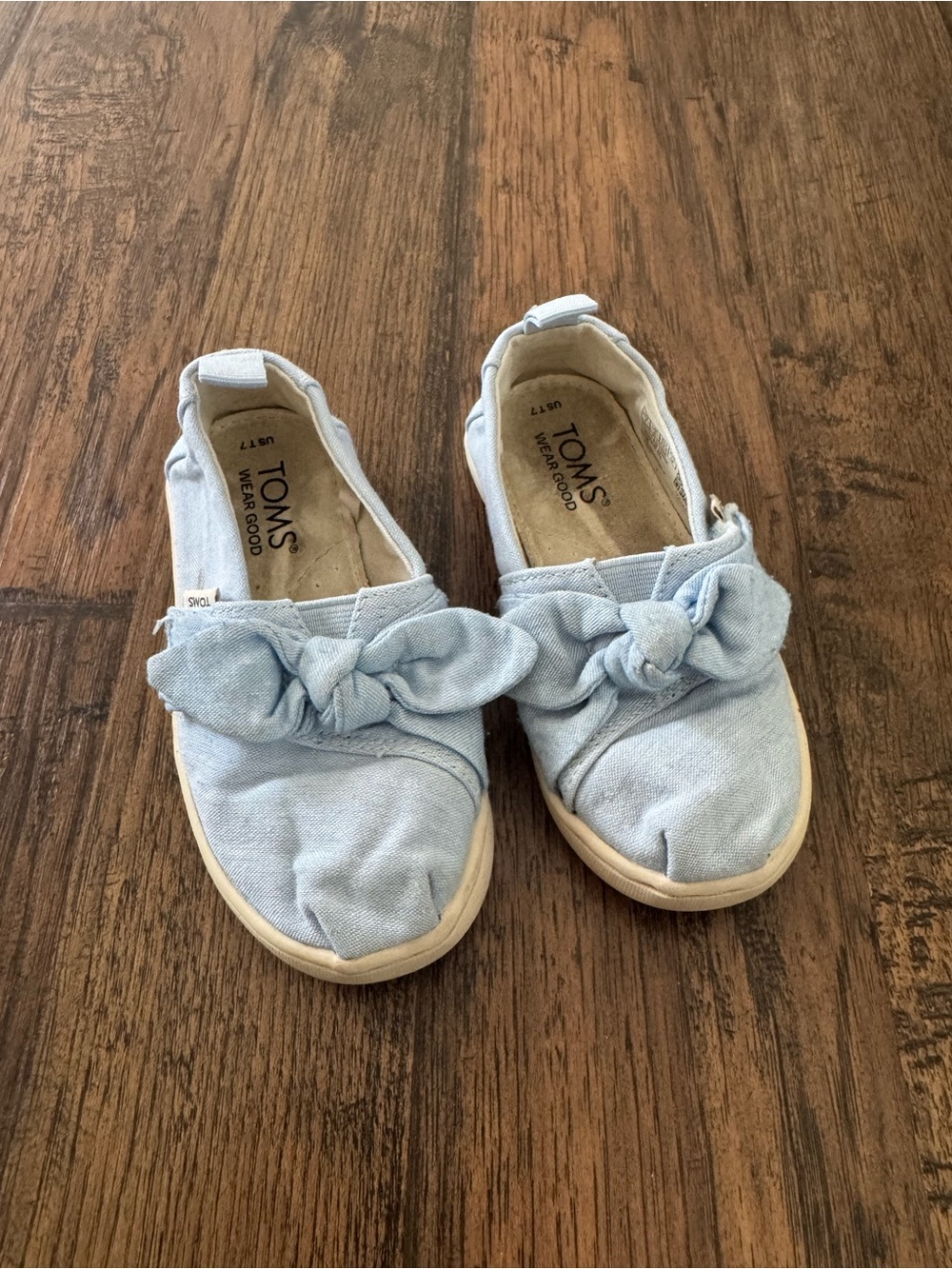 TOMS Kids Light Blue Knot Slip-On Sneakers